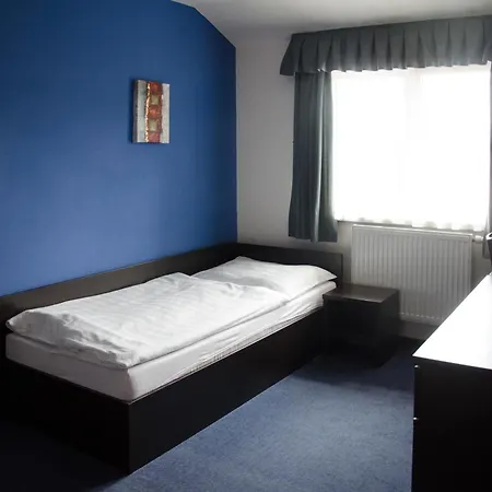 Garni Fellini Penzión pre hostí 3*