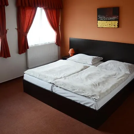 Garni Fellini 3*