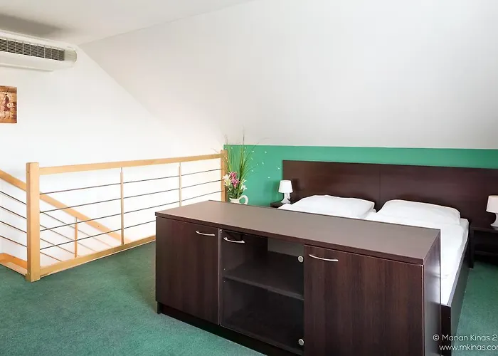 Garni Fellini 3* Žiar nad Hronom