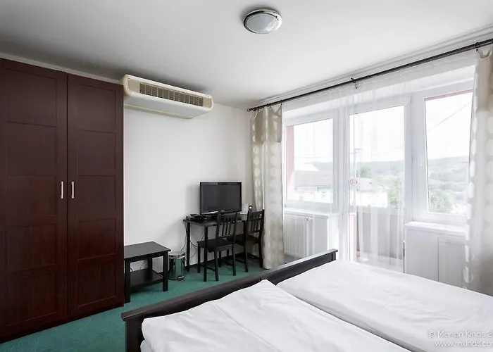 Garni Fellini 3* Žiar nad Hronom